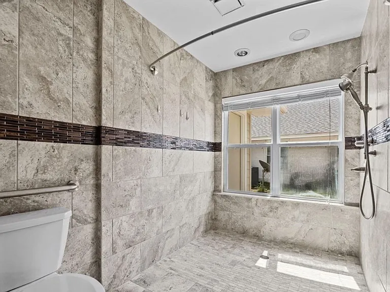 151 Marlin Cir — Photo 9