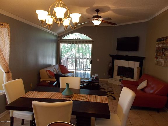 3rd image of 1219 Brookwood Forest Blvd