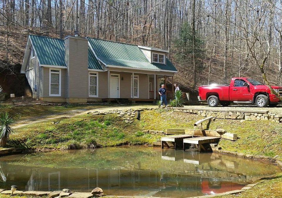 1st image of 255 Chestatee Dr