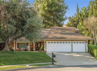 22450 Galilee St, Calabasas, CA 91302
