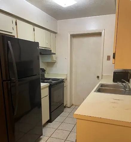 827 SW 64th Ter #A — Photo 6
