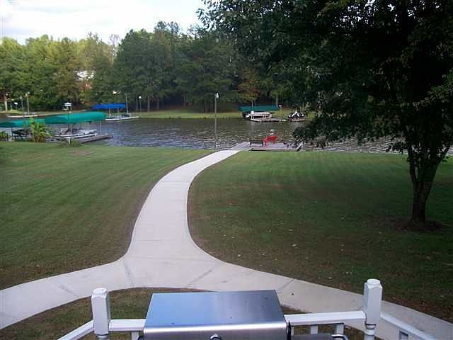 1st image of 506 River Lake Dr