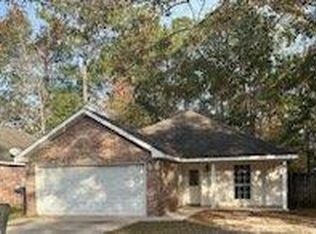 2528 N 10th St, Ocean Springs, MS 39564