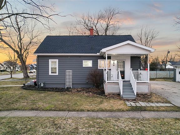 4th image of 716 Brighton Rd