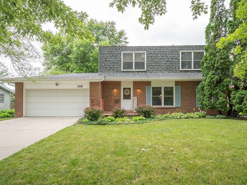 1st image of 118 NW Sharmin Dr