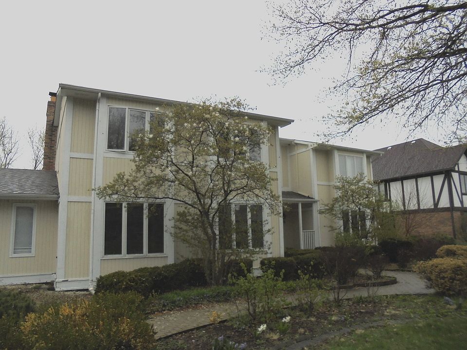 1st image of 2725 Brassie Ave