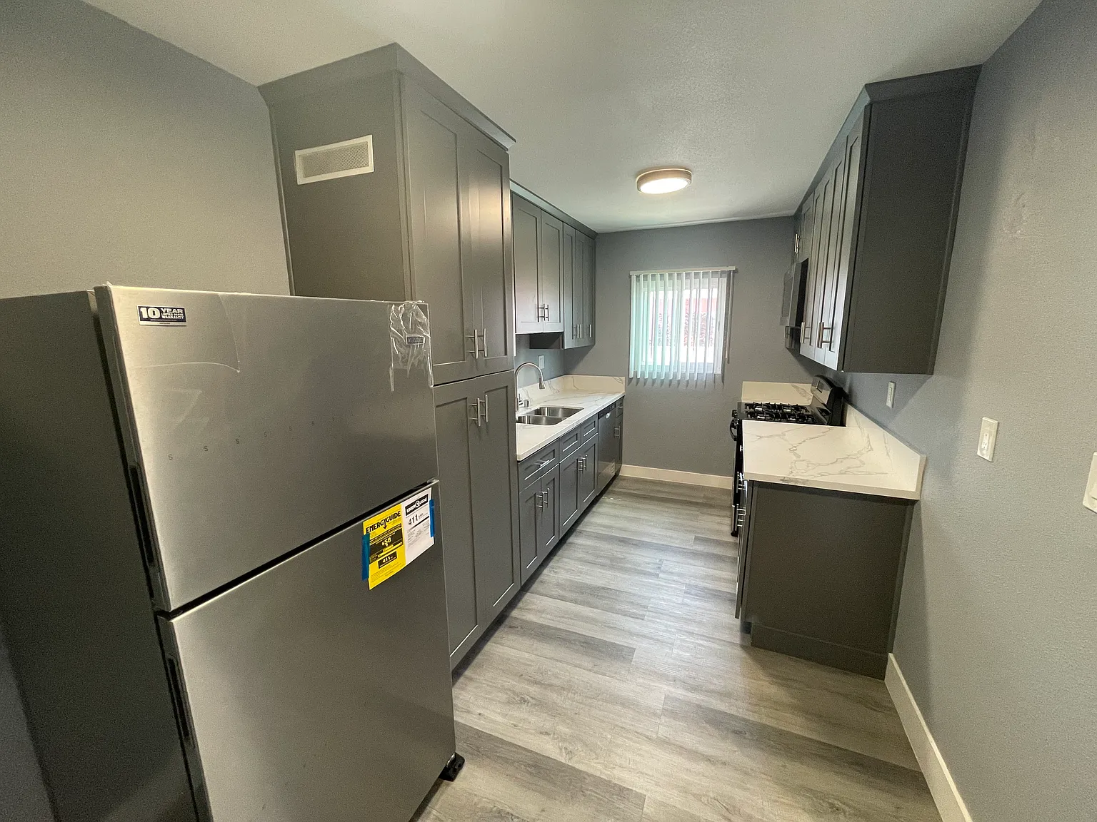 3 bed, 1080 sqft, $2,795 — Photo 2