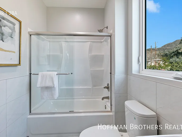 13621 N Fellows Ave #13617 — Photo 8