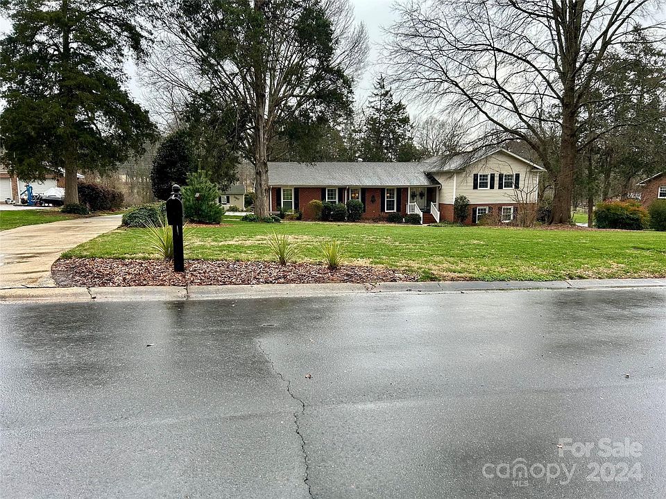 1st image of 6800 Pine Lake Ln