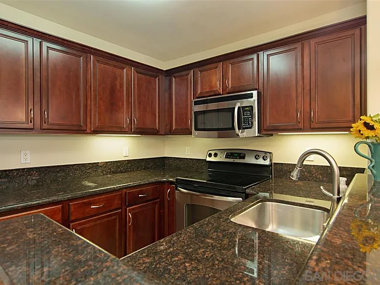 5404 Balboa Arms Dr #460 — Photo 3