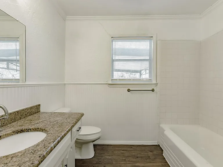 5821 Circular Dr — Photo 34