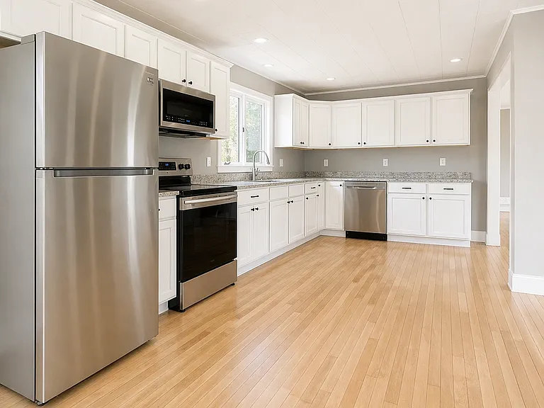 882 Jackson Rd — Photo 3
