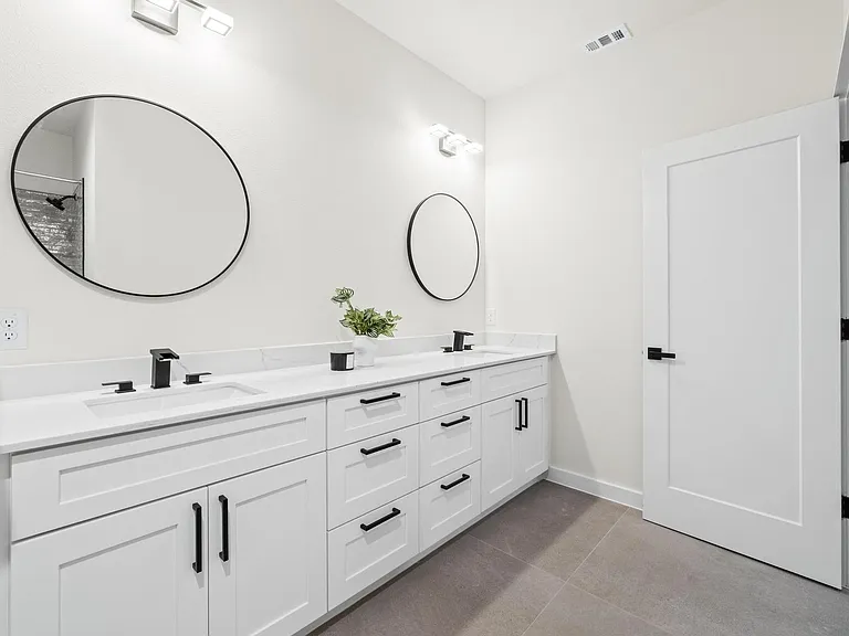 2309 Montopolis Dr #1 — Photo 12