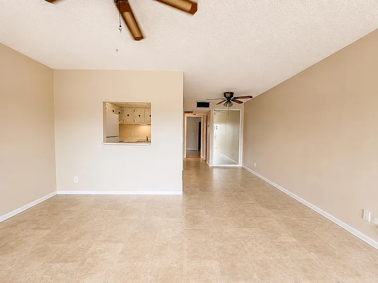 555 Purdy Ln #309 — Photo 11