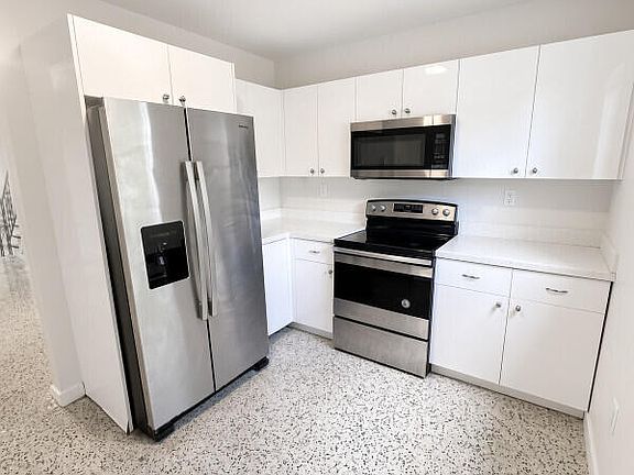 5th image of 1001 NE 80th St #3
