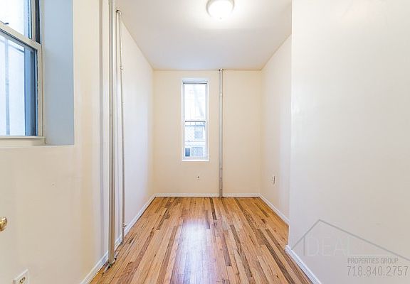 4th image of 7 Macdonough St APT 1R
