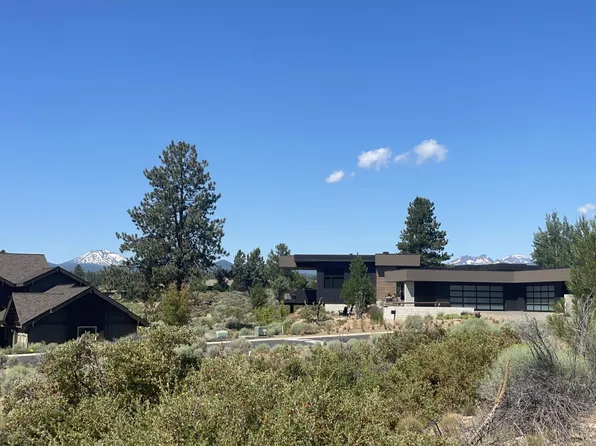 61594 Hosmer Lake Dr, Bend, OR 97702