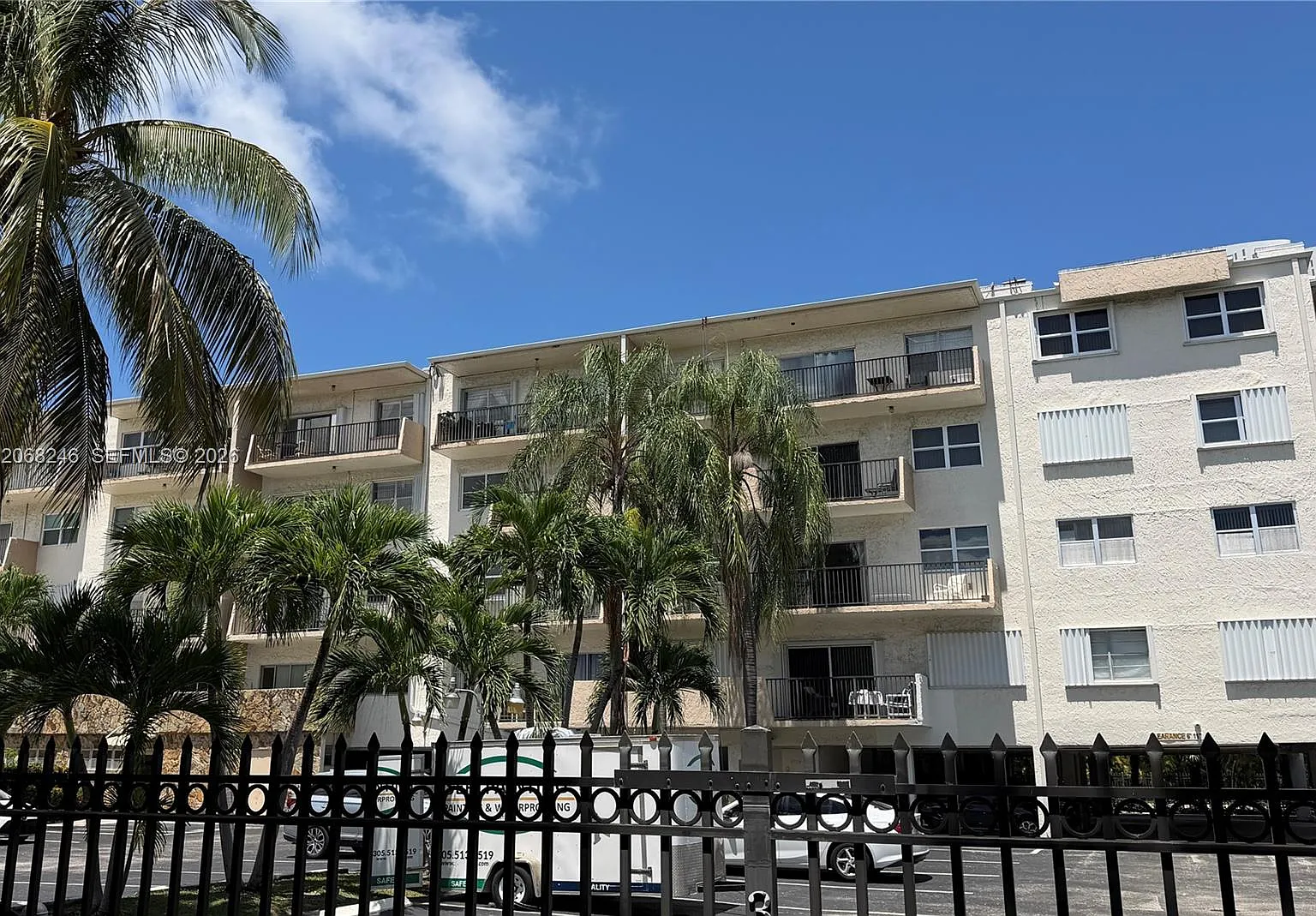 The Isles Condo — Photo 1