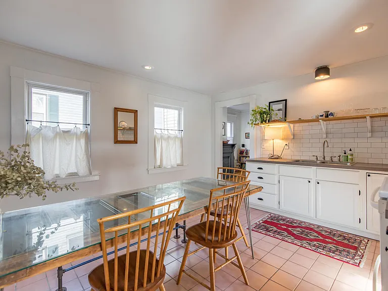 21 Hanover St #1 — Photo 24