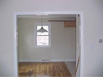 2nd image of 24 Oak St