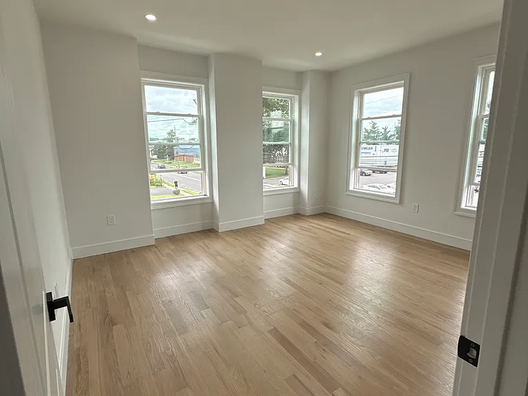 558 Rahway Ave #1 — Photo 10