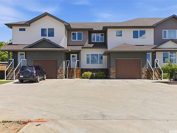 3rd image of UNIT 32-301 Centennial ROAD