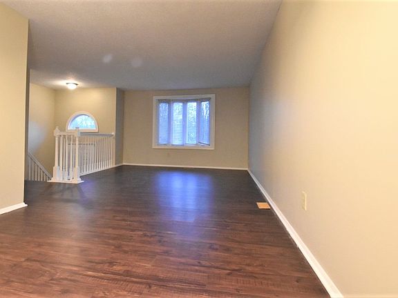 4th image of 7309 Shadowlake Dr