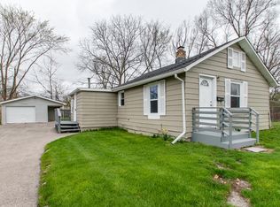 1910 Wright Ave, North Chicago, IL 60064