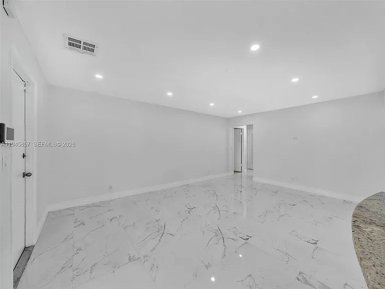 10251 NW 39th Ct — Photo 39