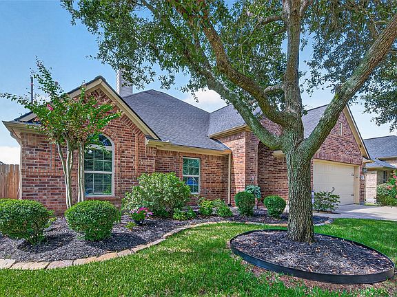 2nd image of 28427 Kinglet Pines Dr