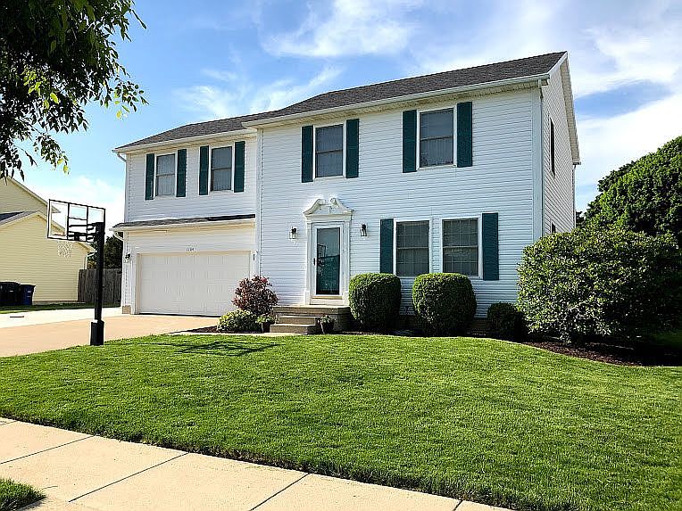 1st image of 1104 Sparrow Ln