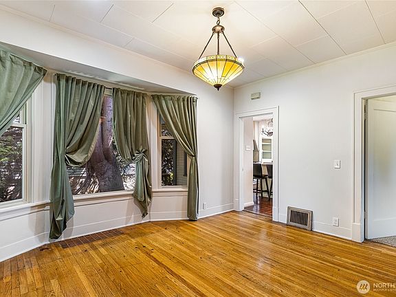4th image of 1205 Front Street