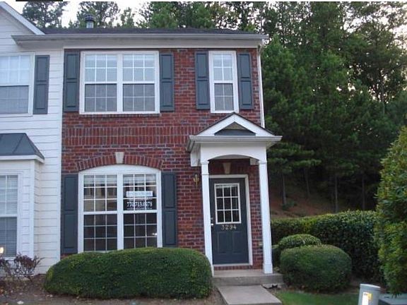 3rd image of 3294 Hidden Cove Cir