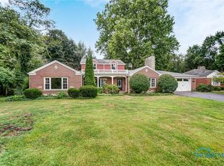 887 W Wooster St, Bowling Green, OH 43402