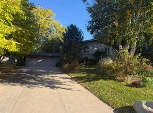 5616 Countryside Rd, Edina, MN 55436