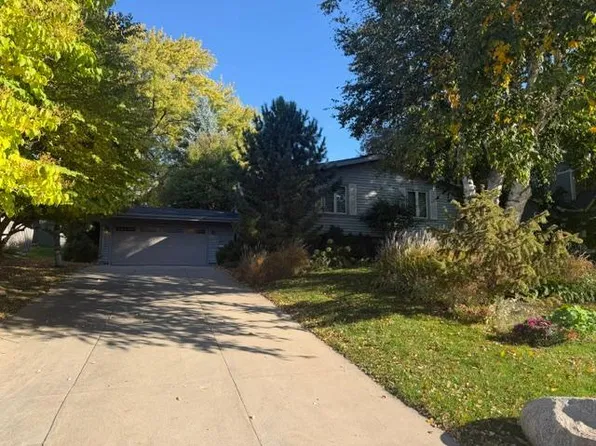 5616 Countryside Rd, Edina, MN 55436