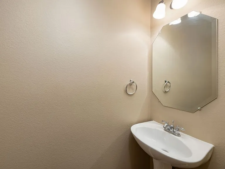 2510 Sedona St — Photo 59