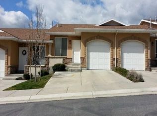 9598 S Hidden Point Dr, Sandy, UT 84070