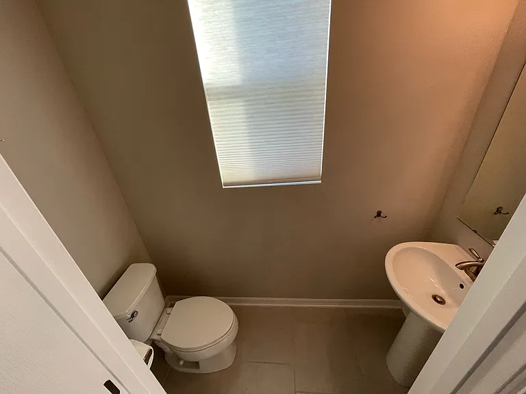13532 Fountainbleau Dr — Photo 24