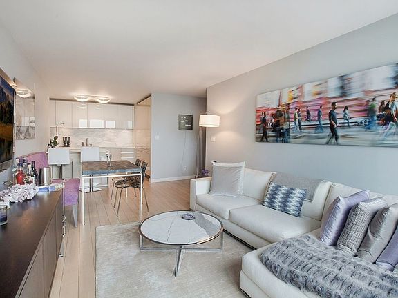 5th image of 322 W 57th St APT 45F