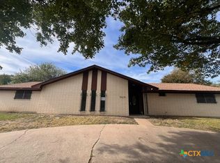 5619 Hawthorne Dr, Waco, TX 76710