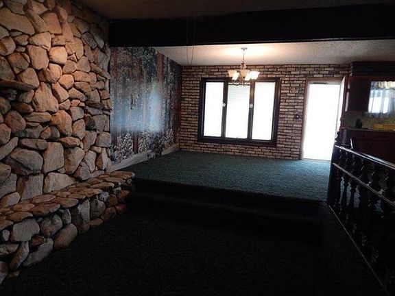 4th image of 504 Chesterfield Dr