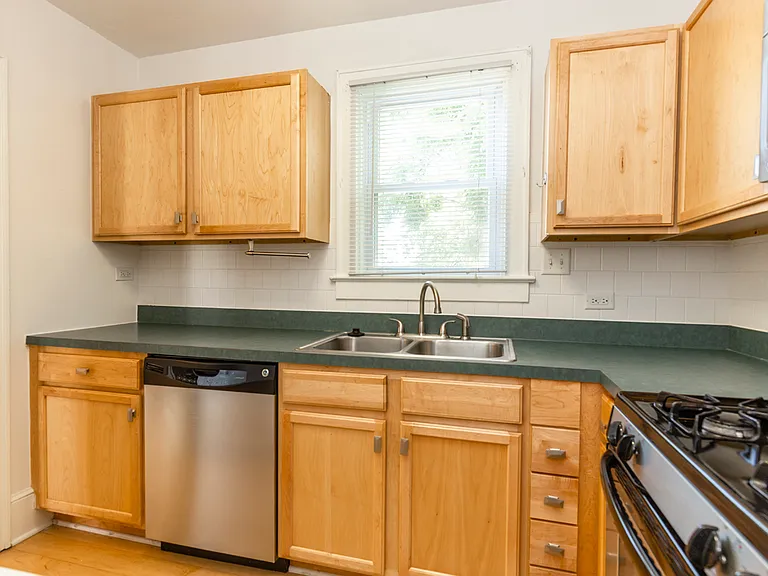 Ash Tree Apartments — Photo 15