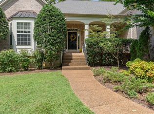 1528 Graybar Ln, Nashville, TN 37215