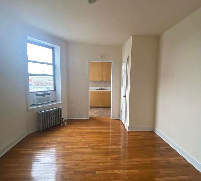 2nd image of 35-15 Steinway St #4