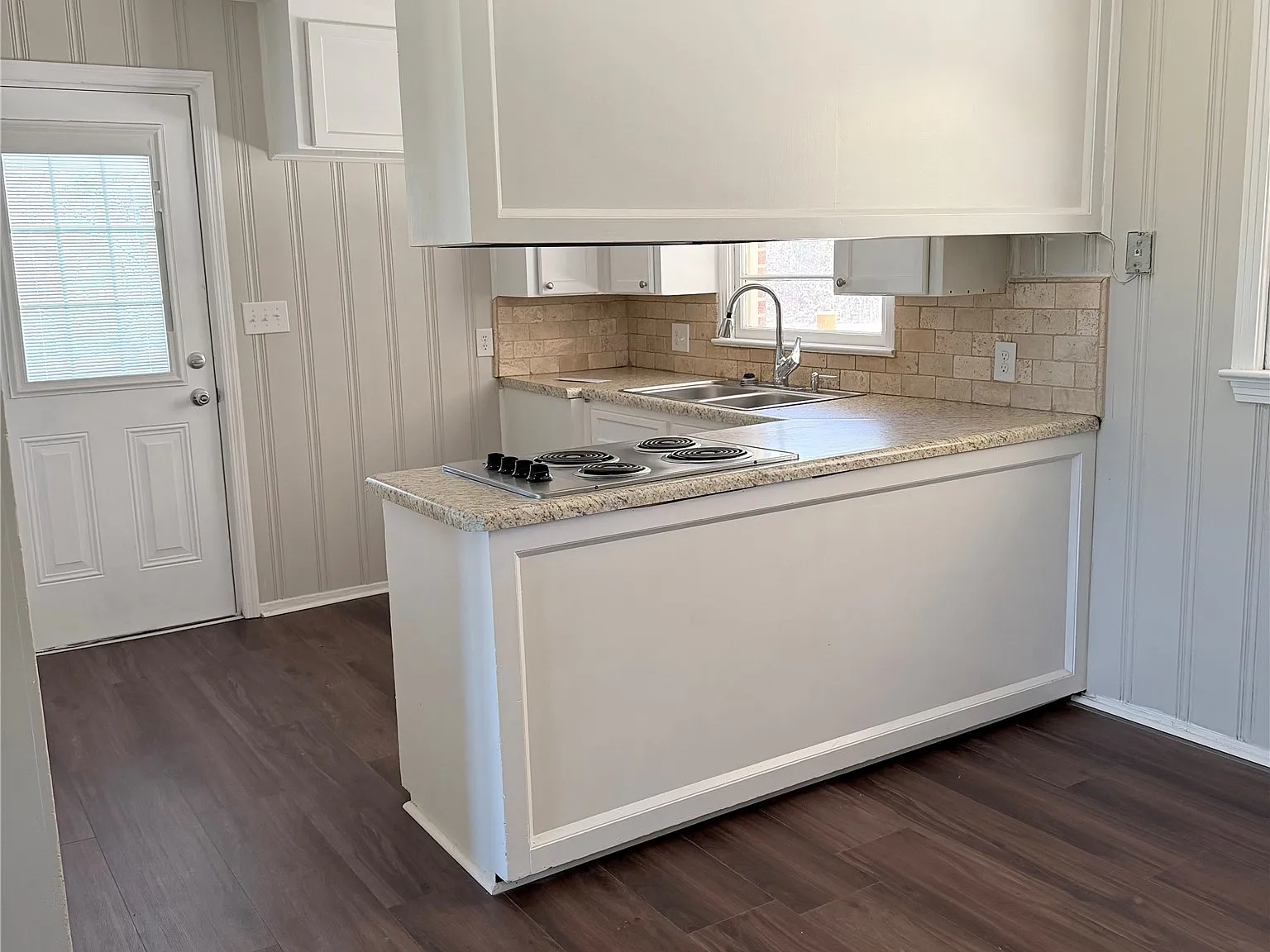 3 bed, 2.0 bath, 1237 sqft, $1,650 — Photo 3