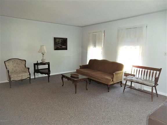 3rd image of 1137 Wilshire Dr