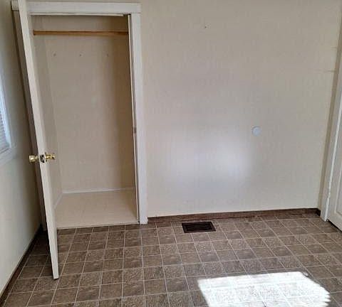 5th image of 4 Oleander Cir