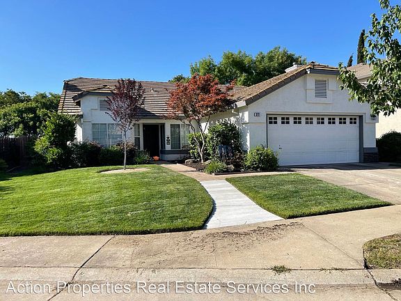 2nd image of 372 Brennen Cir