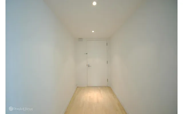 Rented by Douglas Elliman | media 29